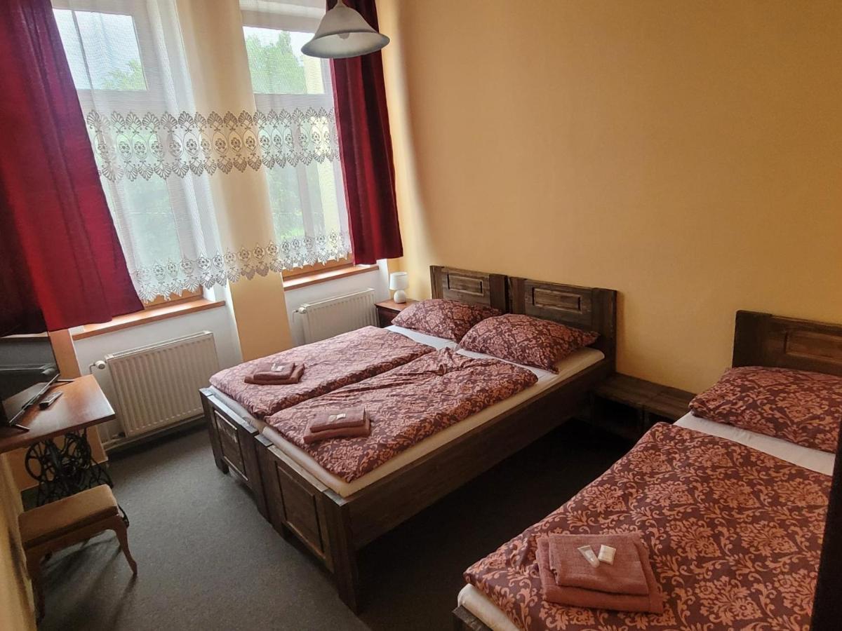 Hotel Max Simek Ostrava Extérieur photo