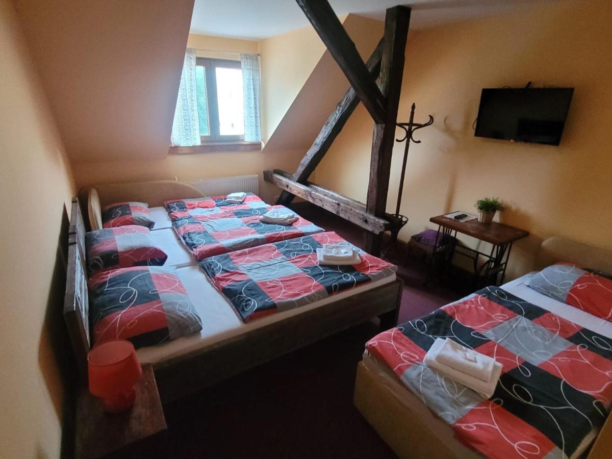 Hotel Max Simek Ostrava Extérieur photo