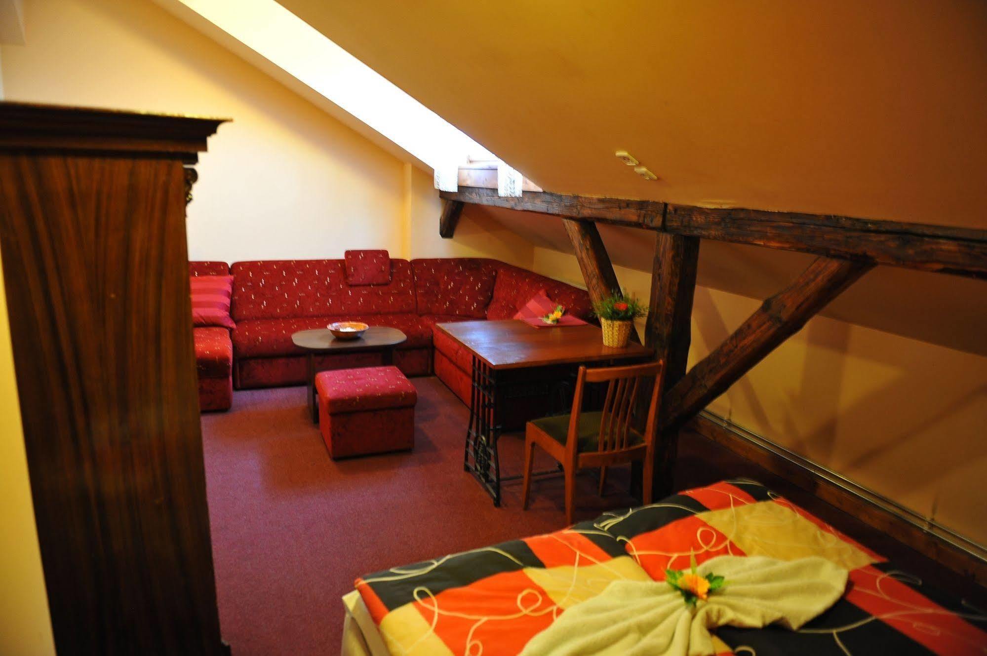 Hotel Max Simek Ostrava Extérieur photo